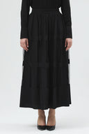 Black skirt guzella